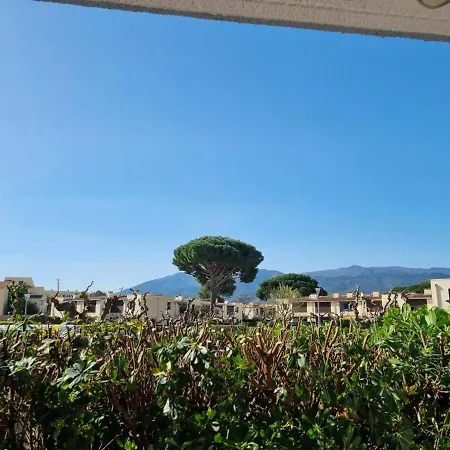 4 Pers. Rdc, Terrasse Sud, 300m Et Commerces - Fr-1-388-205 Apartmán