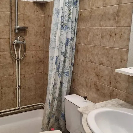 Apartmán 4 Pers. Rdc, Terrasse Sud, 300m Et Commerces - Fr-1-388-205